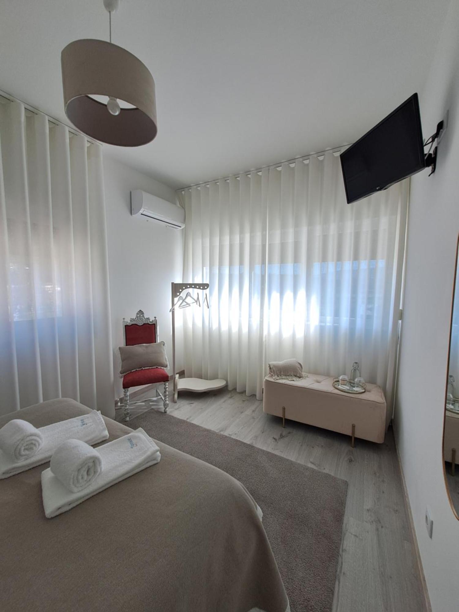 Aroucehostel โลซา ภายนอก รูปภาพ