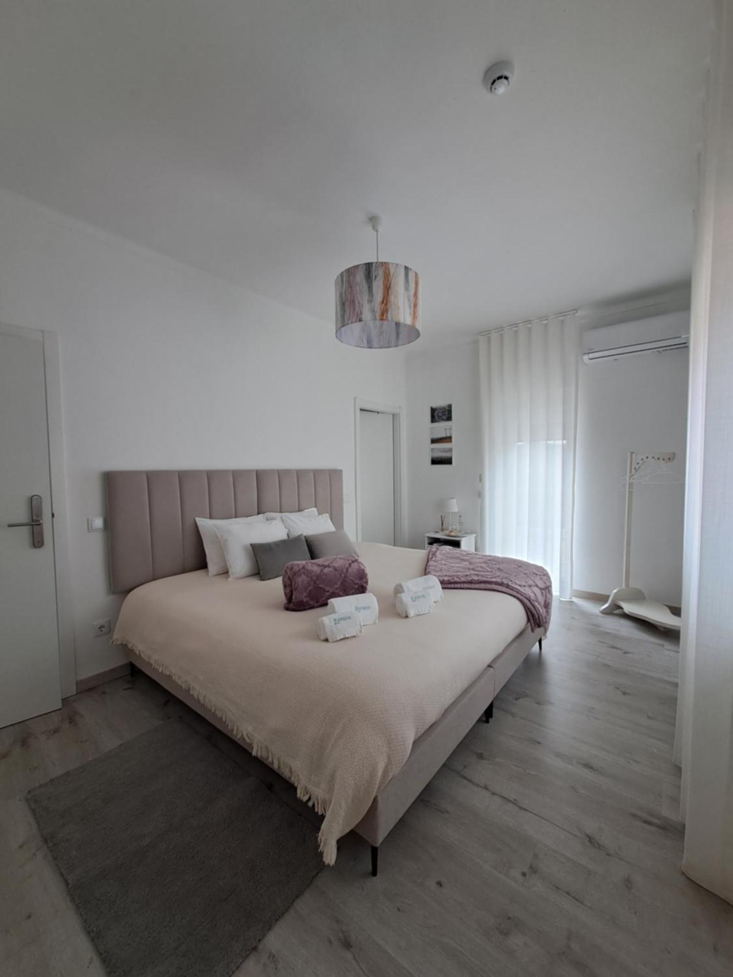 Aroucehostel โลซา ภายนอก รูปภาพ